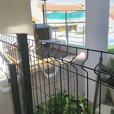 Bright In With Shared Pool * Almada