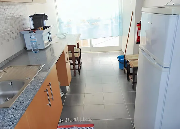 Bright In With Shared Pool Apartamento *